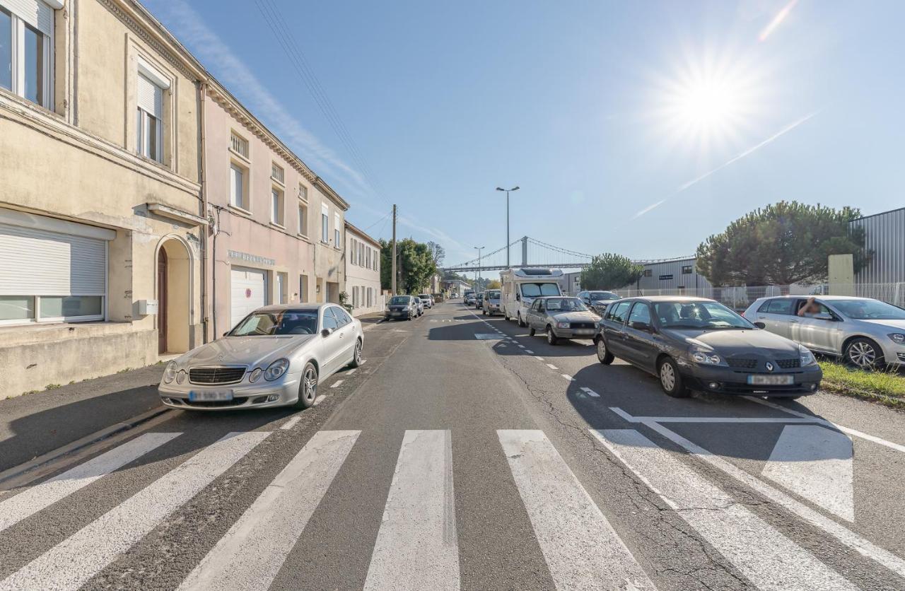Aux Portes De Bordeaux Le Golden Gate Mindurguest Лормон Екстериор снимка